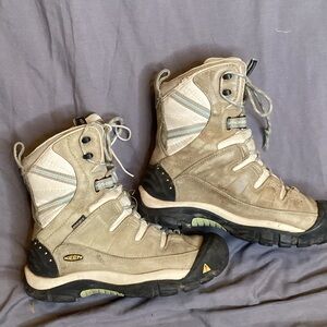 Keen Dry waterproof snow hiking boots Light Blue and Tan Interior